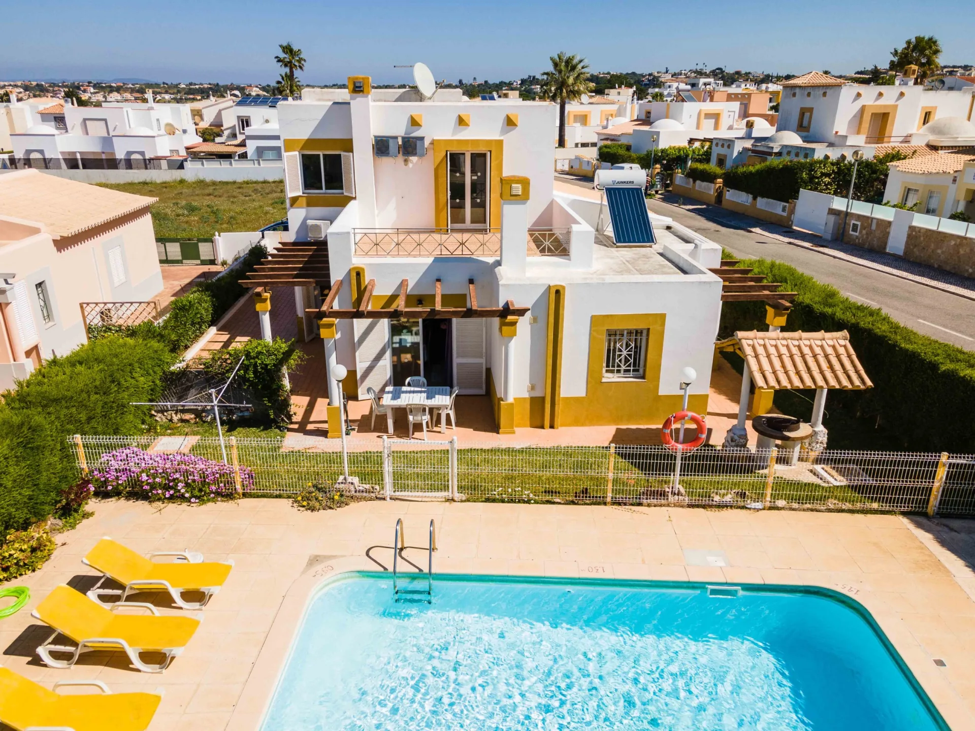 Villa Ninos
